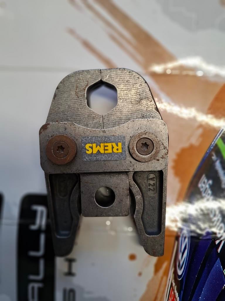 REMS V22 persbek, Doe-het-zelf en Bouw, Ophalen of Verzenden