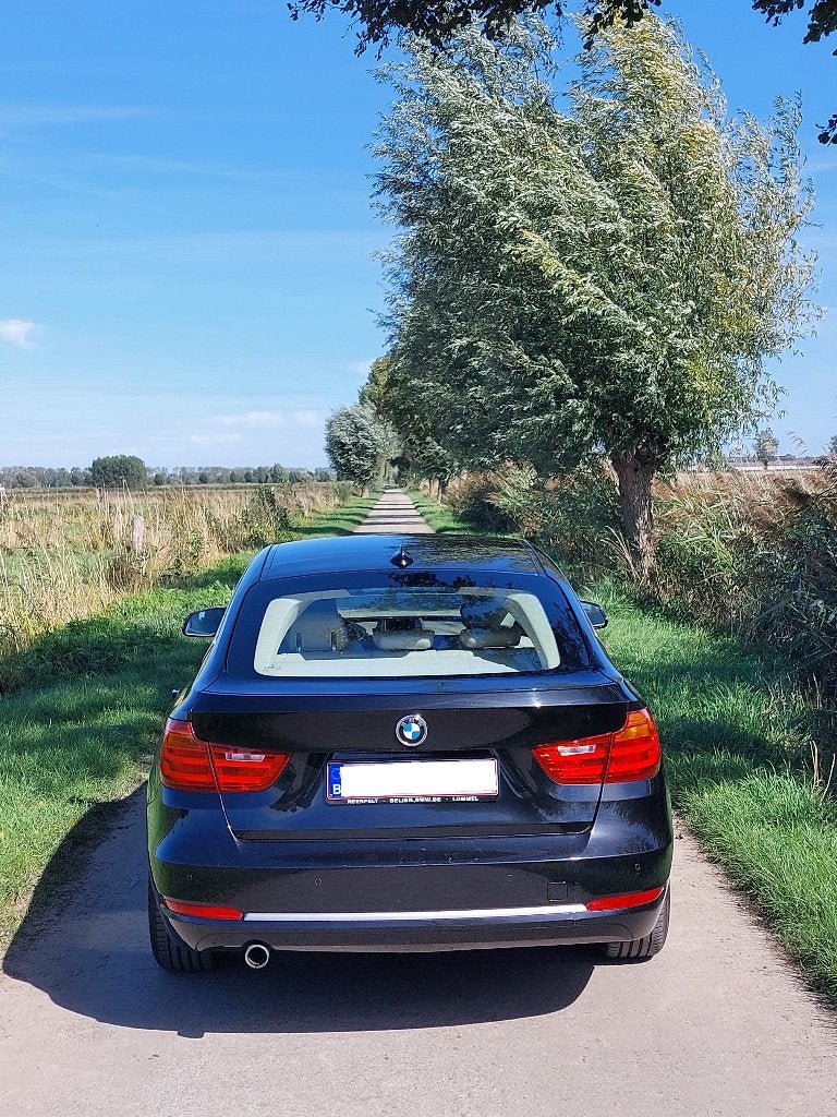 BMW 318d Gran Turismo - Boîte automatique - (2014), Autos, Cuir, Achat, Carnet d'entretien, 5 portes