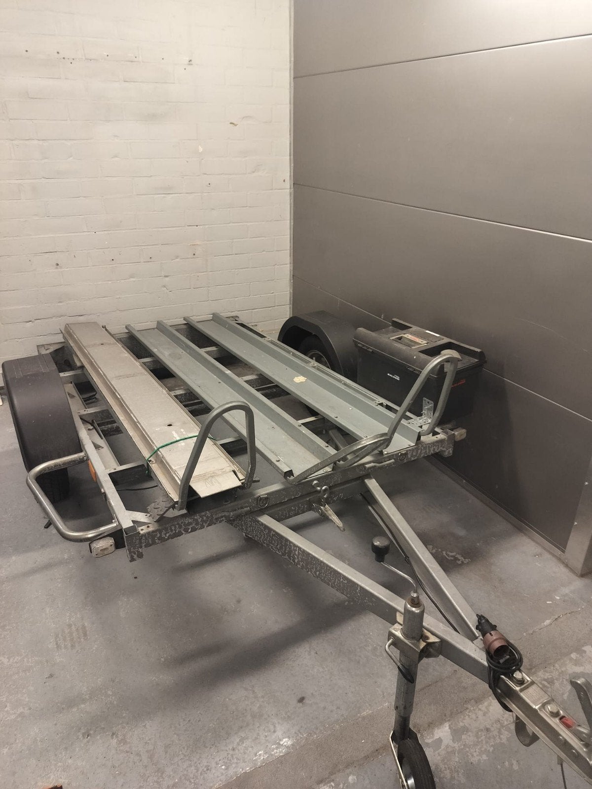 Motortrailer, Ophalen, Gebruikt