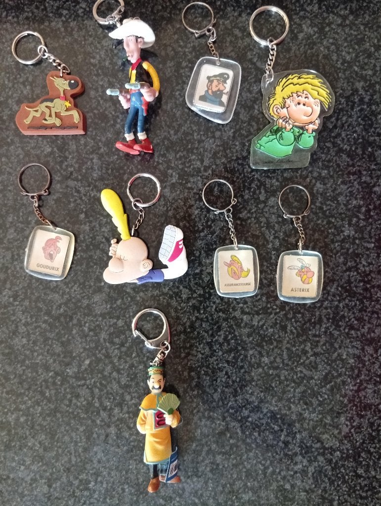 9 porte-clefs sur le thème de la bande dessinée (pièce/lot)., Ophalen of Verzenden, Overige figuren, Nieuw, Overige typen
