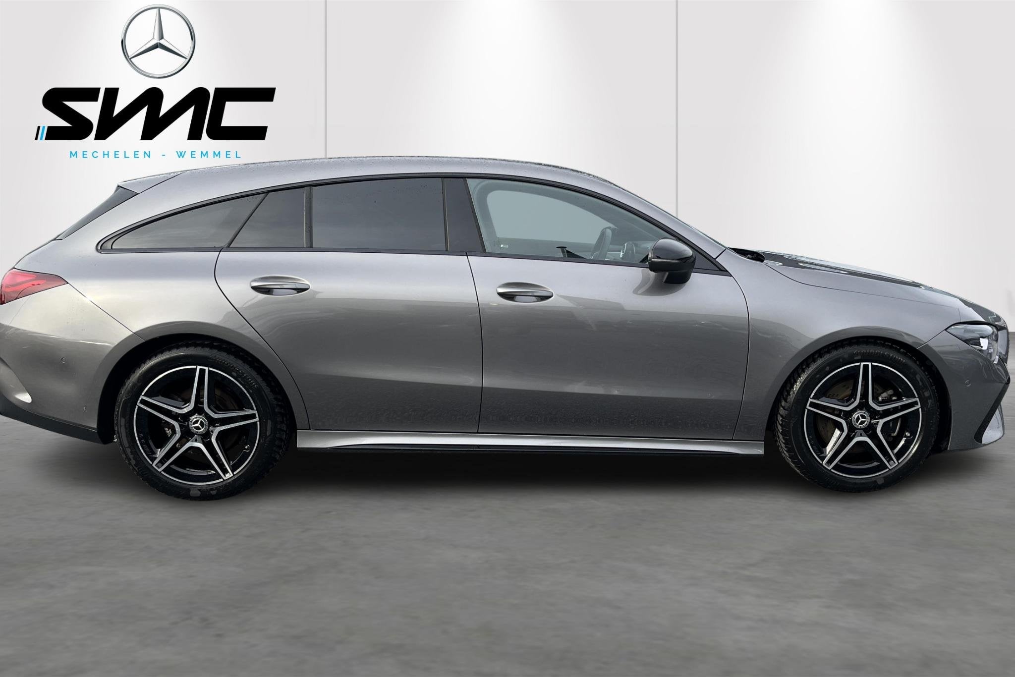 Mercedes-Benz CLA Shooting Brake CLA 200 AMG Line, Auto's, Voorwielaandrijving, CLA, Gebruikt, Zwart
