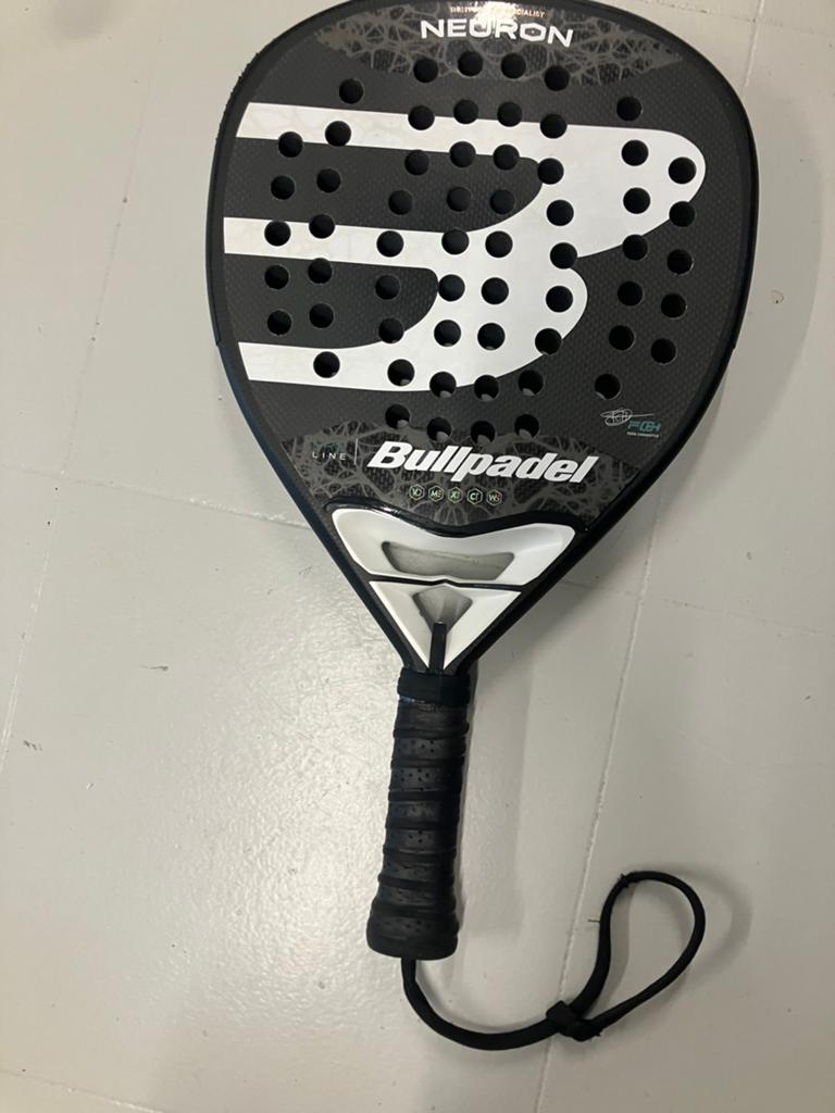 Bullpadel Neuron padel racket, Ophalen of Verzenden, Zo goed als nieuw
