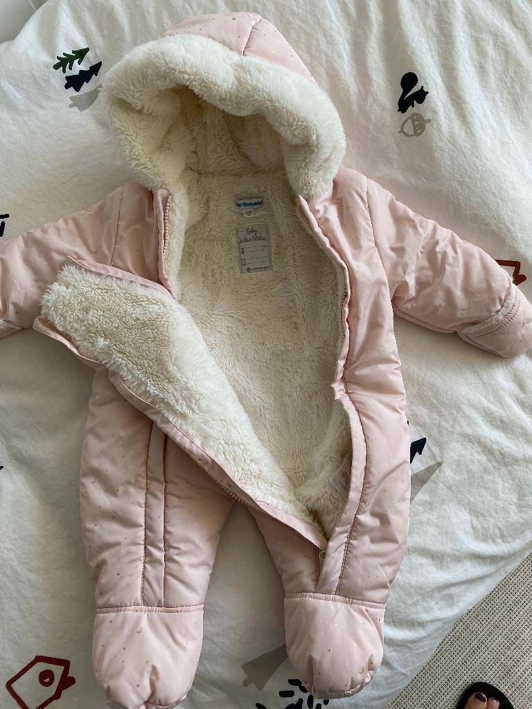 Combinaison bébé hiver, Enfants & Bébés, Enlèvement, Comme neuf, Ensemble