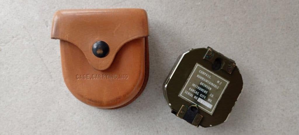 Boussole us M2 avec étui cuir M19, Enlèvement ou Envoi, Autres