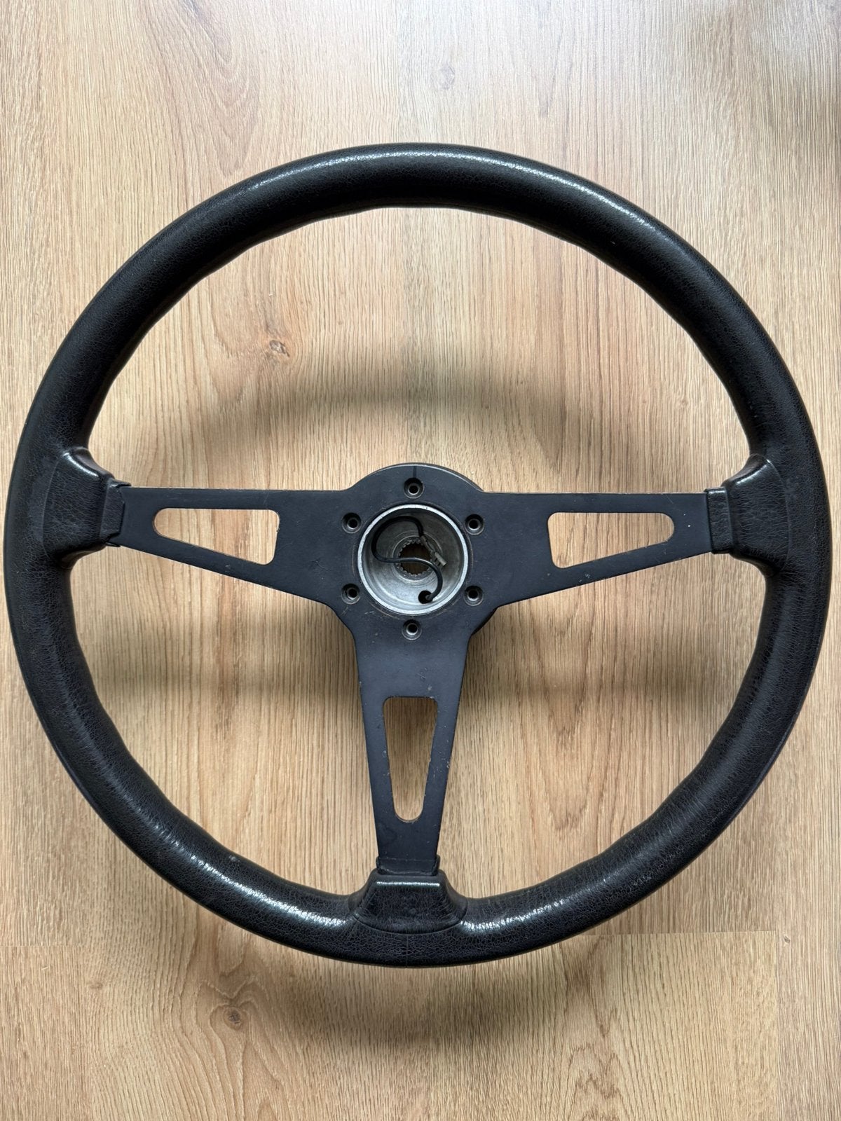 Ferrero Origineel Fiat 124 Spider Stuur | Momo 6x70, Enlèvement ou Envoi, Utilisé, Daihatsu