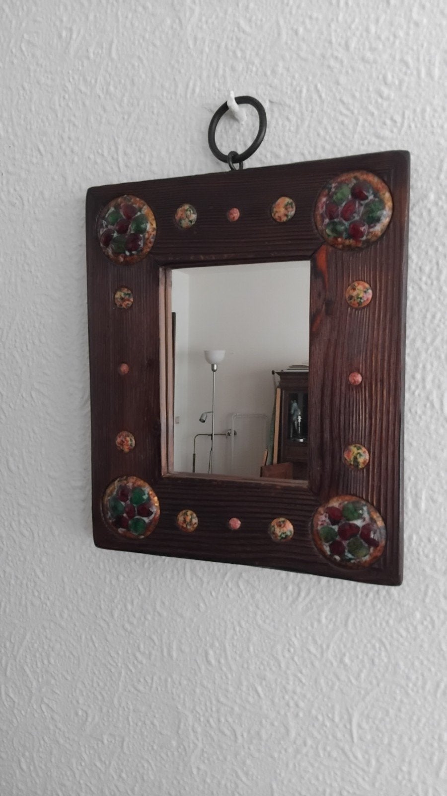 Cadre en bois avec un miroir entouré d’émaux décoratifs, Maison & Meubles, Accessoires pour la Maison | Miroirs, Enlèvement ou Envoi
