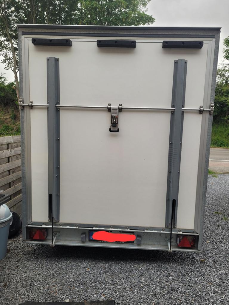 Aanhangwagen gesloten 2700kg, Auto diversen, Aanhangers en Bagagewagens, Ophalen, Zo goed als nieuw