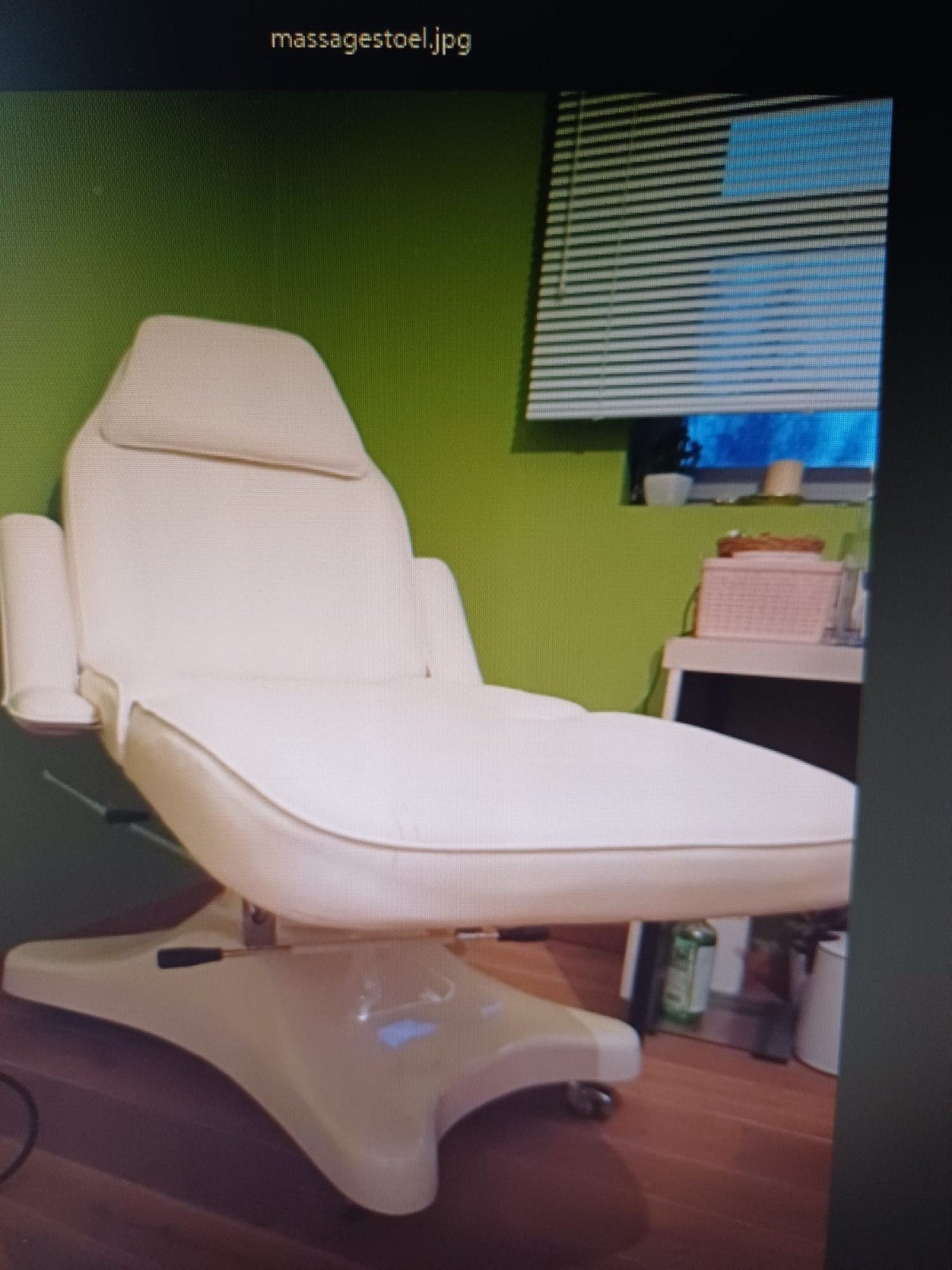 Is Verkocht !! Behandelstoel bijna niet gebruikt, Sport en Fitness, Massageproducten, Ophalen, Zo goed als nieuw, Massagetafel