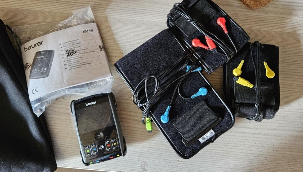Elektronische stimulatie Beurer EM 95 - TENS & EMS trainer, Enlèvement ou Envoi, Comme neuf