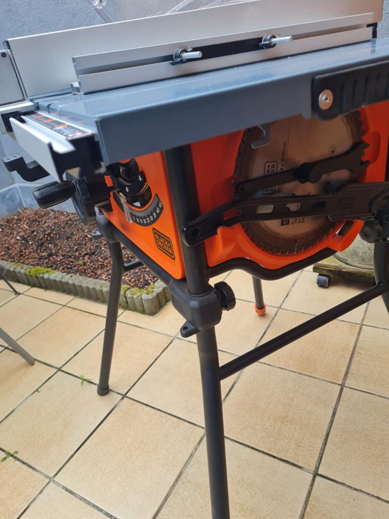 Zaagtafel merk Black & Decker, Ophalen