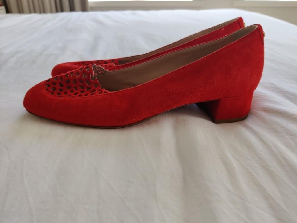 Voltan schoenen rood 39,5, Ophalen, Schoenen met lage hakken, Nieuw, Voltan