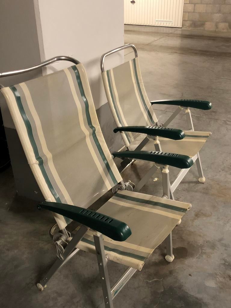 2 Kampeerstoelen in gestreepte versie lichtgrijs/beige/groen, Ophalen, Zo goed als nieuw