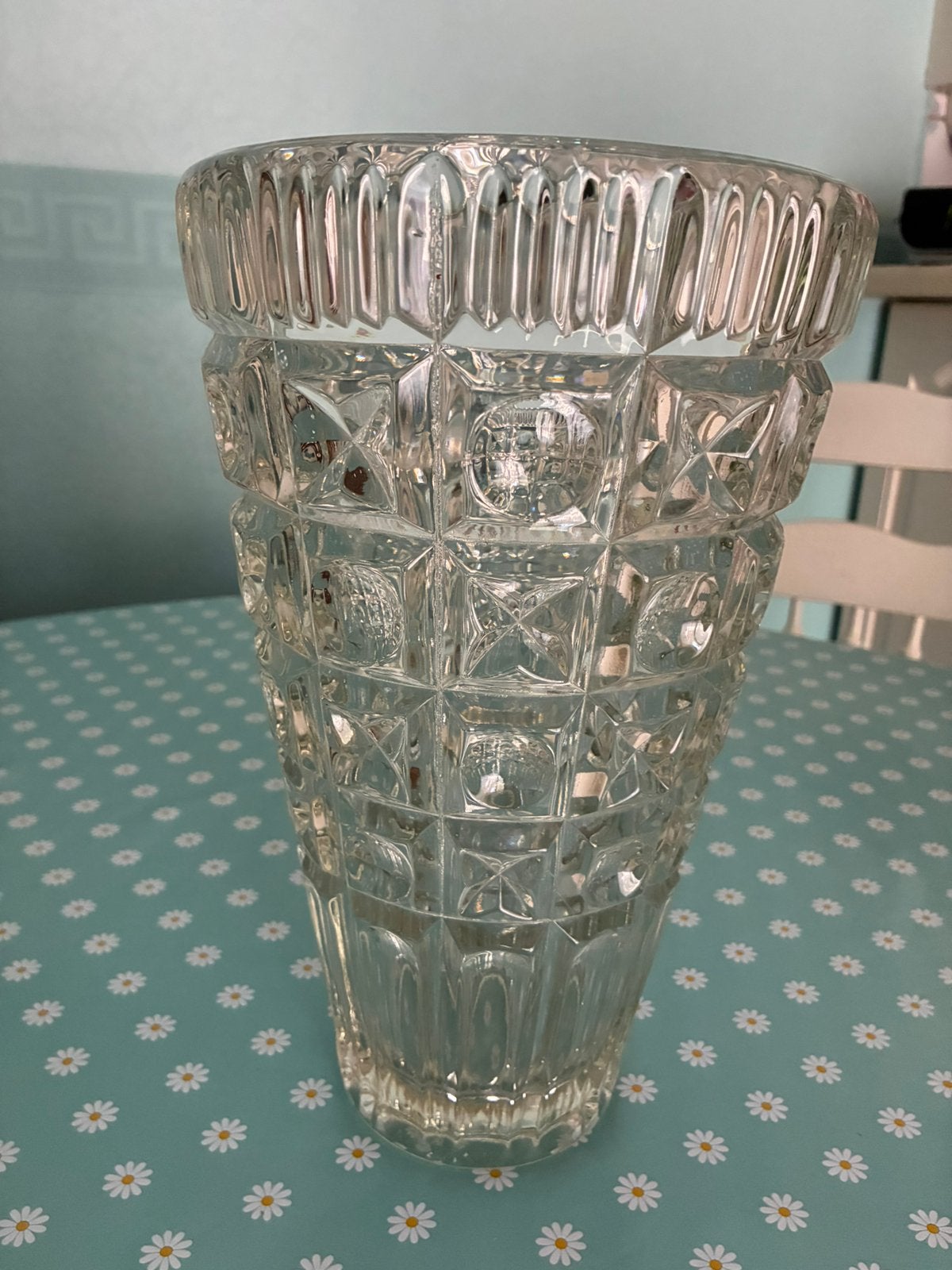 Vaas vintage glas kristal, Huis en Inrichting, Woonaccessoires | Vazen, Ophalen, Wit, Minder dan 50 cm, Glas