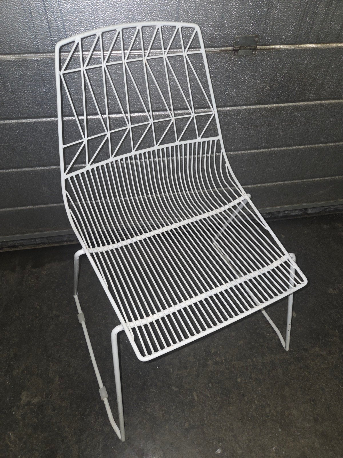 witte metalen stoelen, +- 100 stuks, Tuin en Terras, Ophalen