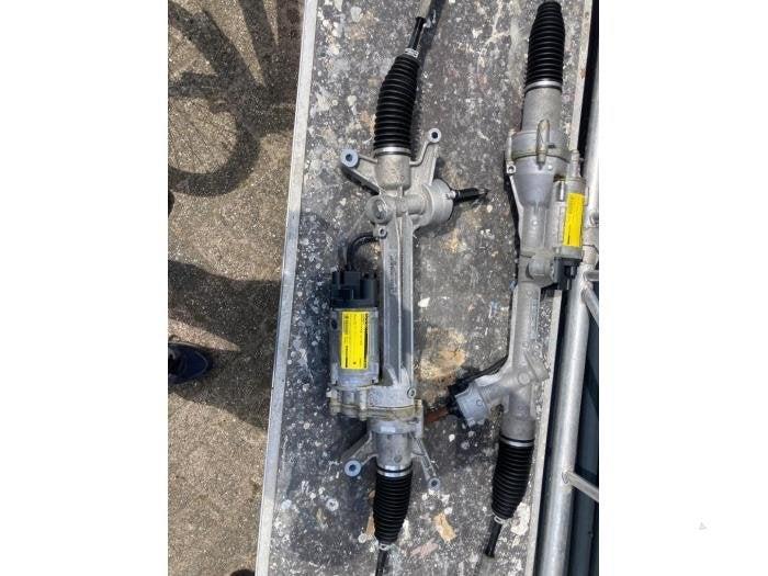 Boîtier de direction assistée d'un Mercedes E-Klasse, Autos : Pièces & Accessoires, Commande, 3 mois de garantie, Utilisé, -, -