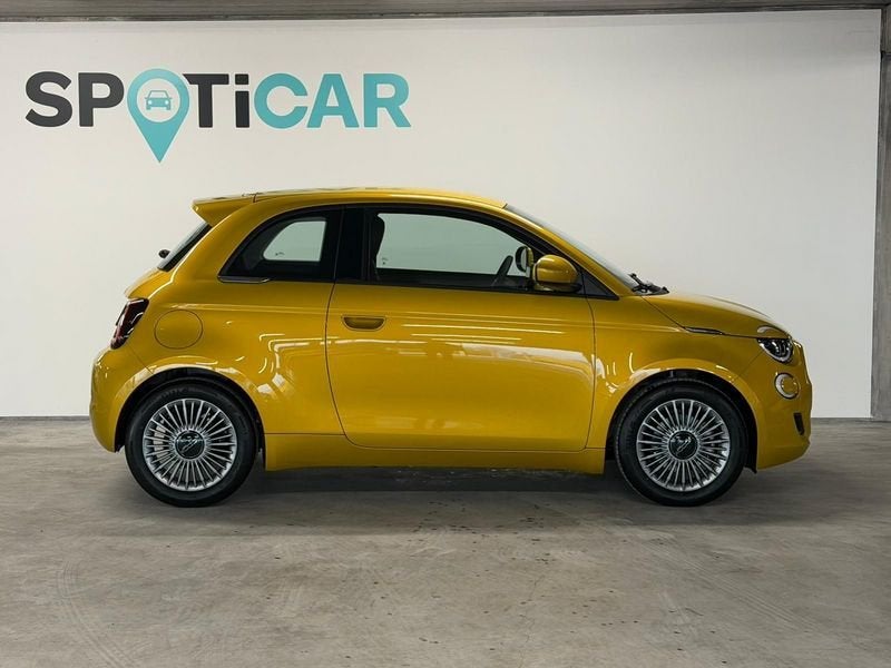 Fiat 500 MHEV Torino, Autos, Achat, Euro 6, Entreprise, Boîte manuelle