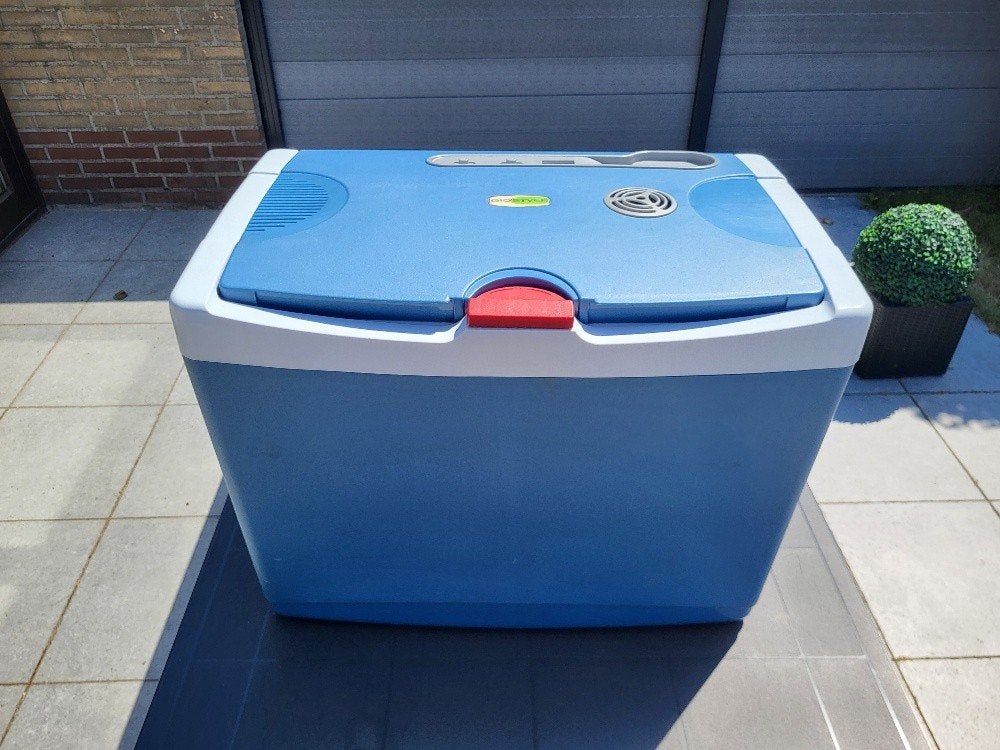 Auto koelbox 12V - 230V, Caravans en Kamperen, Koelboxen, Koelbox, Elektrisch, Ophalen