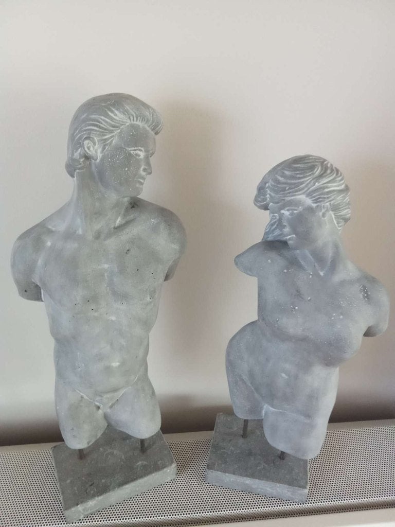 Beelden man en vrouwenbuste-torso modern, Antiek en Kunst, Groep mensen, Buste, Ophalen of Verzenden, 20 - 50 cm