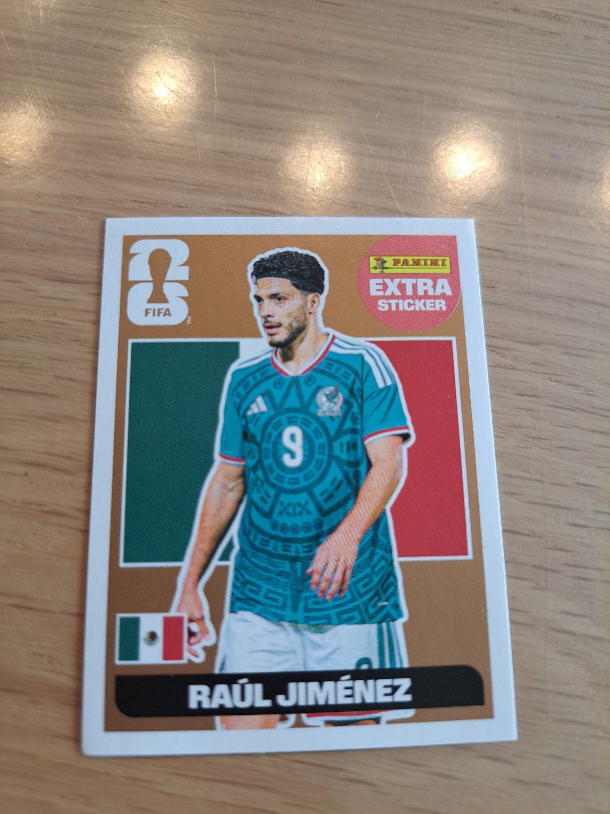 Gold Raúl Jiménez, Ophalen