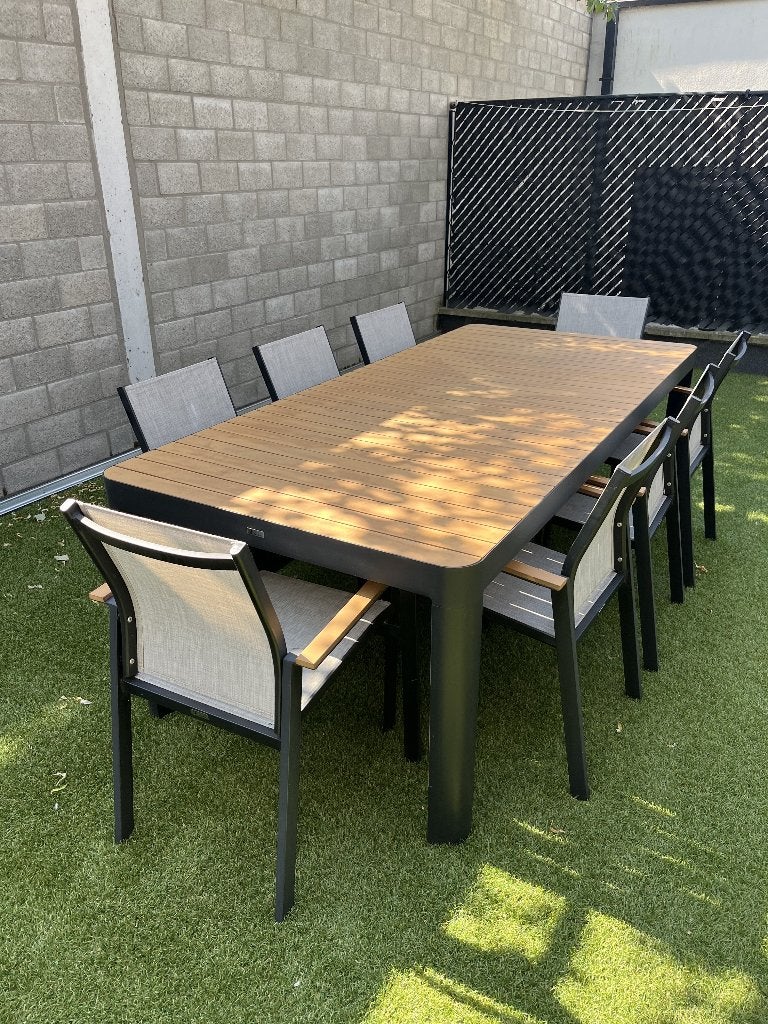 Complete tuinset – tafel 220 cm + 8 stapelbare stoelen, Jardin & Terrasse, Ensembles de jardin, Utilisé, Salons de jardin, Aluminium