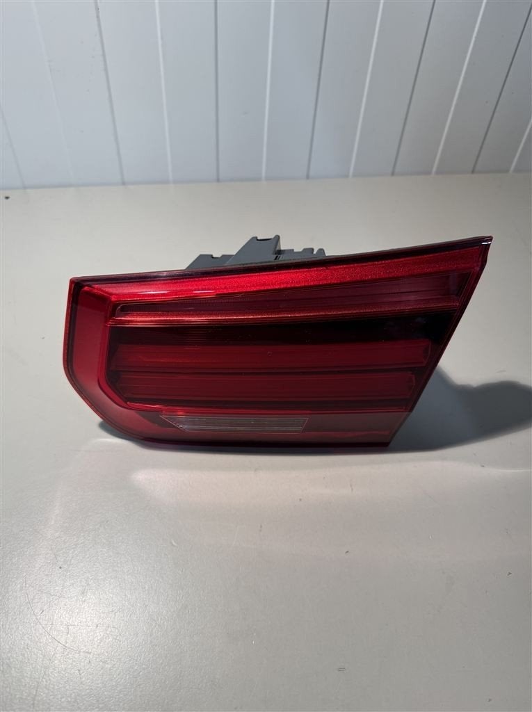 Originele BMW LED LCI binnenachterlicht rechts rechts F30 F3, Enlèvement ou Envoi, Comme neuf