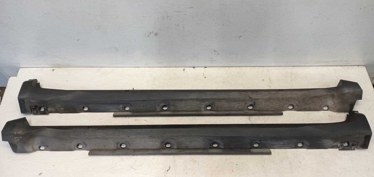 Sideskirt set Toyota C-HR, Onderdelen@venauto.nl, Van der Ven Autorecycling B.V., Ettenseweg 76, 4706 PB Roosendaal, The Netherlands