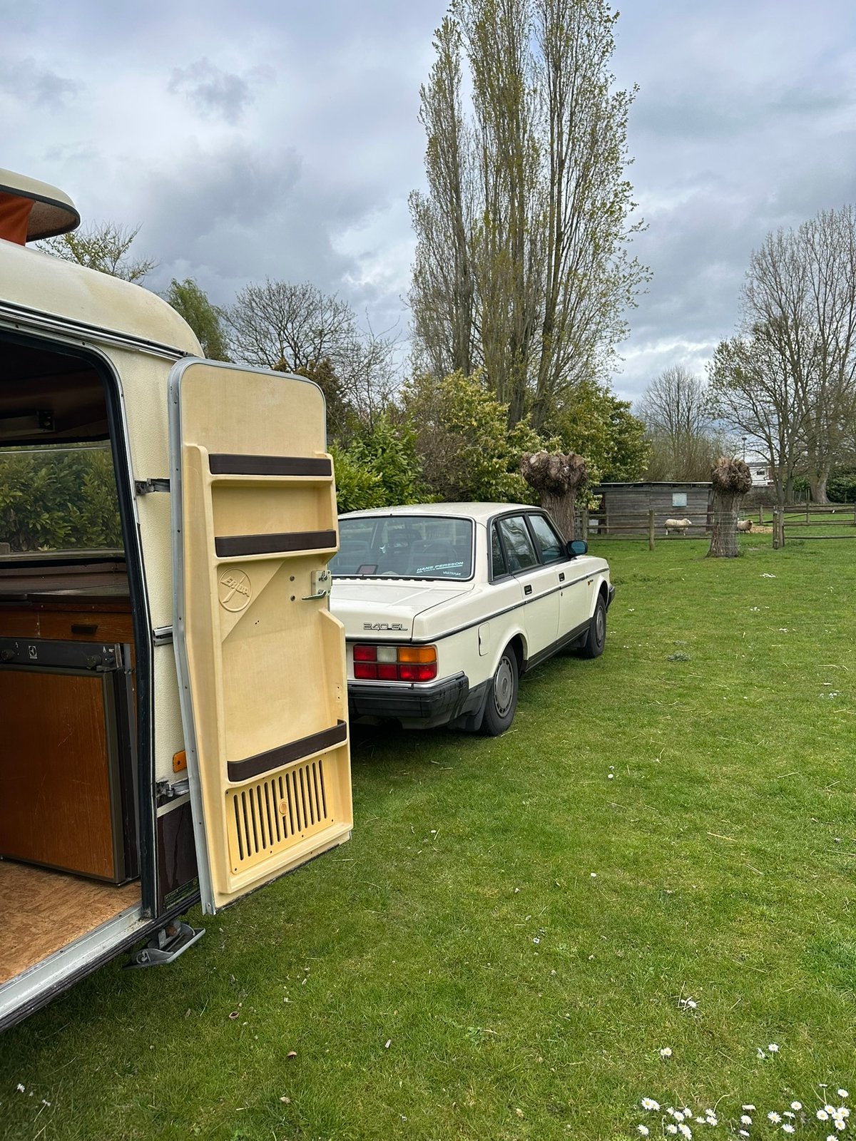 Eriba Pan/familia, Caravanes & Camping, Particulier, Porte-vélos