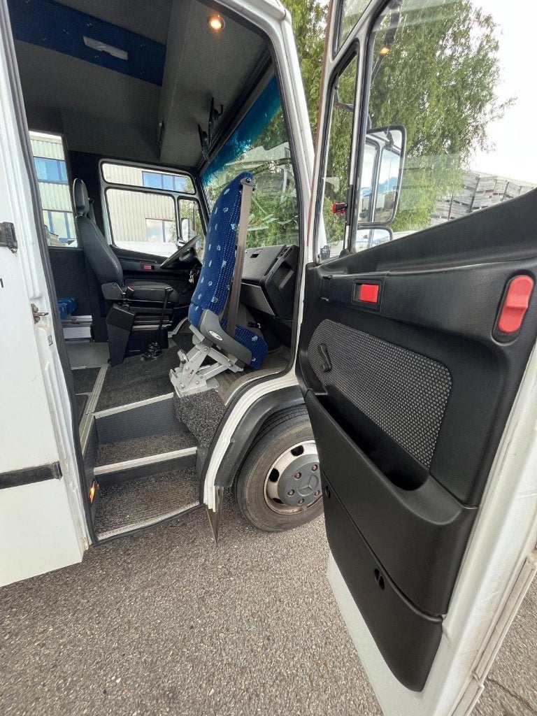 Mercedes Vario 0813 (Stock ID 44620) — 21