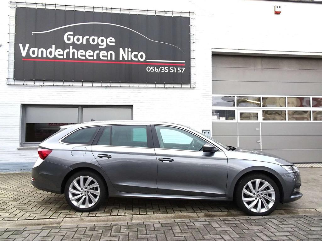 Skoda Octavia 1.4TSi iV DSG,CARPLAY,ADAPT CRUISE,FULL LED,PD, Autos, Argent ou Gris, Achat, Entreprise, Noir