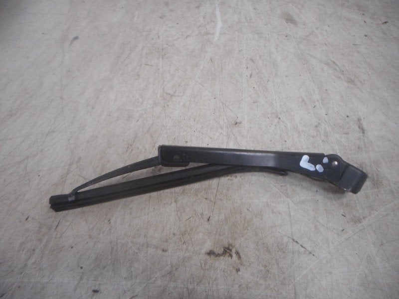 ESSUIE-GLACES DE PHARE GAUCHE Saab 9-3 I (YS3D), Saab-de-info@saabgroup.com, Marienbergstraße  96
90411  Nürnberg, DE, Utilisé