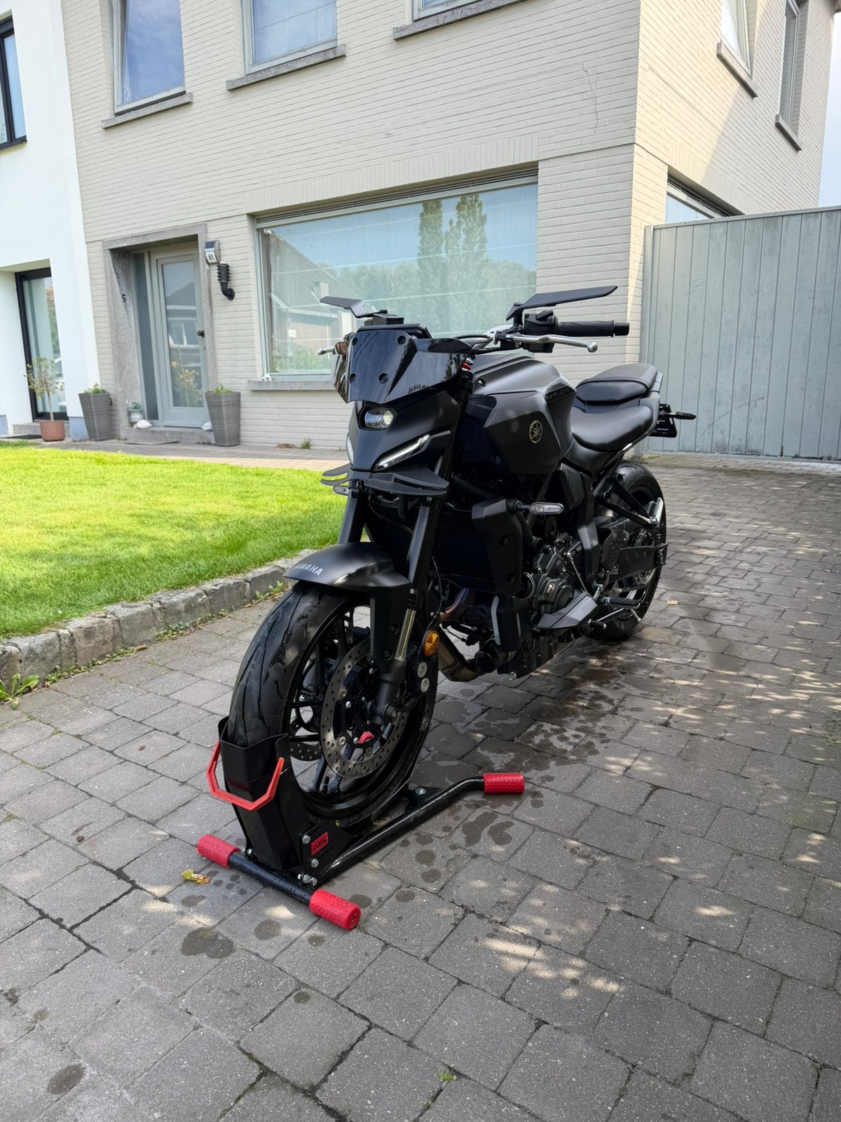 Yamaha MT-07 BLACK 2025– Slechts 0 km – Nieuwstaat! ️, Motoren, 700 cc, 2 cilinders, Nieuw, Particulier