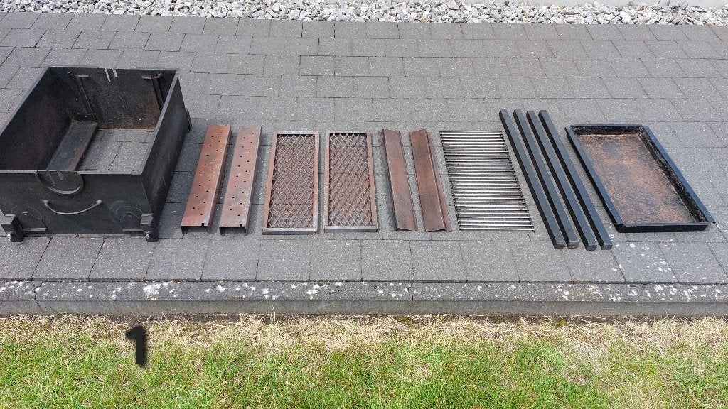 Effet unique en acier pour barbecue., Enlèvement, Utilisé, Vakman.