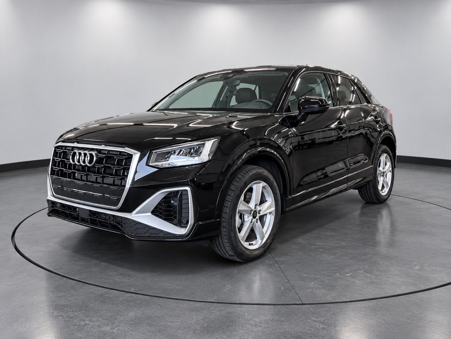 Audi  Q2 35 TFSI S line S tronic, Auto's, 1498 cc, 4 cilinders, Zwart, 5 zetels