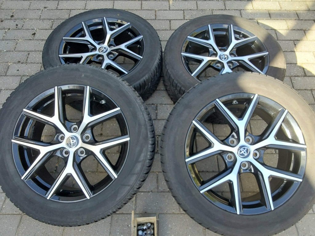 Jantes Toyota Rav4 en 18 pouces pneus hiver, Pneus hiver, Enlèvement, Pneu(s), 18 pouces