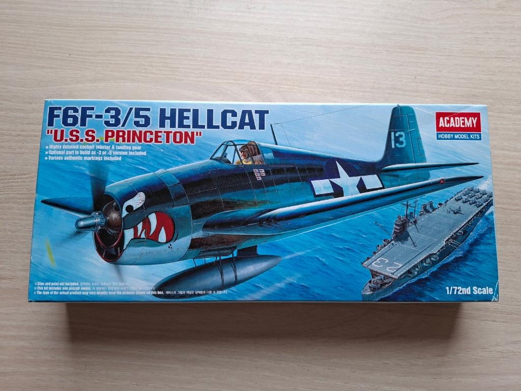 Academy | No. 2224 | 1:72 - F6F-3/5 Hellcat, Neuf, Autres marques, Enlèvement ou Envoi, 1:72 à 1:144