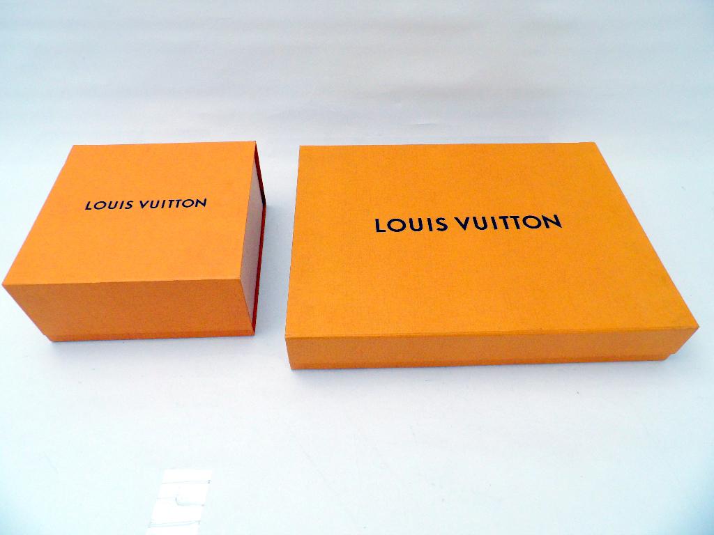 2 lege LOUIS VUITTON-dozen, Ophalen of Verzenden, Gebruikt, Cadeaudoos