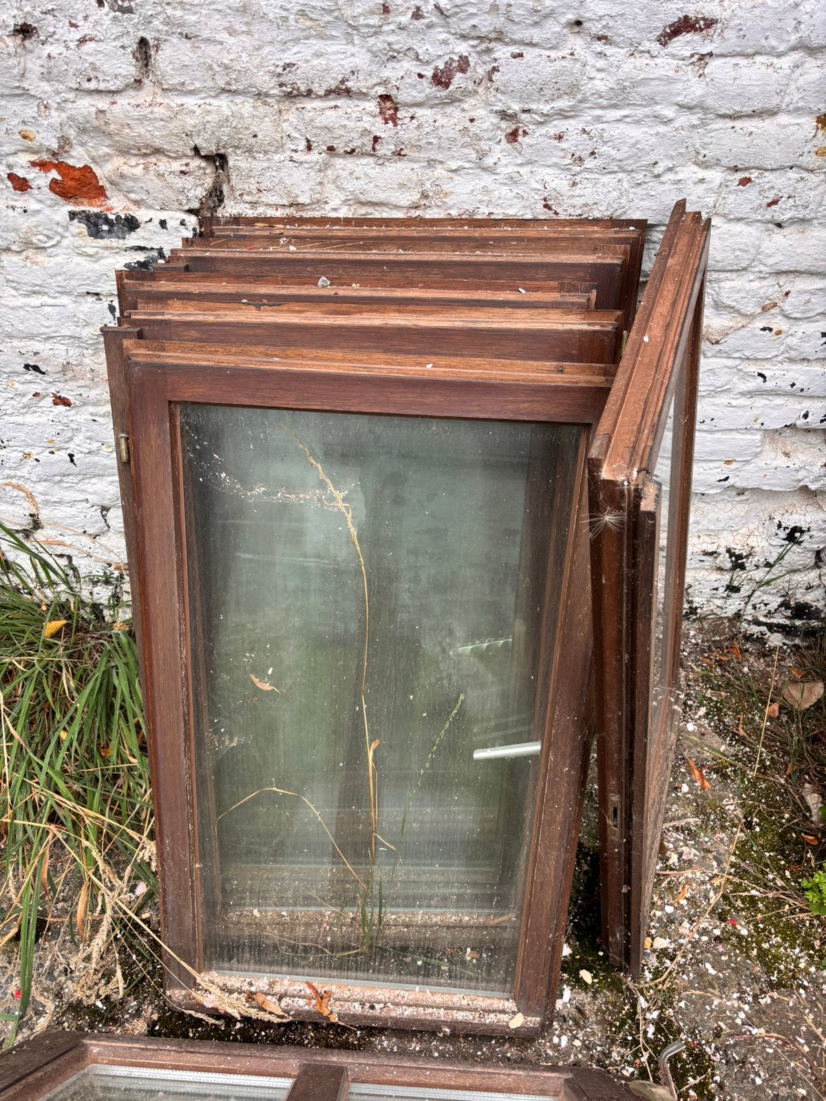 Oude ramen van hardhout recuperatie, Doe-het-zelf en Bouw, Glas en Ramen, Ophalen, Zo goed als nieuw