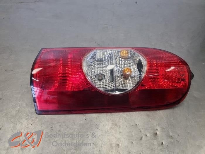 Achterlicht rechts van een Renault Master, Gebruikt, -, Renault, -