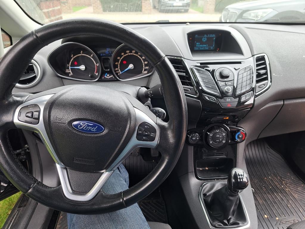 Ford fiesta utilitaire diesel, Autos, Particulier, Diesel, Achat