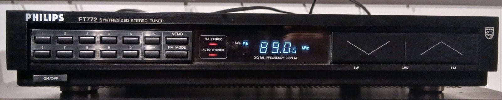 Philips FT772 Synthesized Stereo Tuner – Made in Japan, Ophalen
