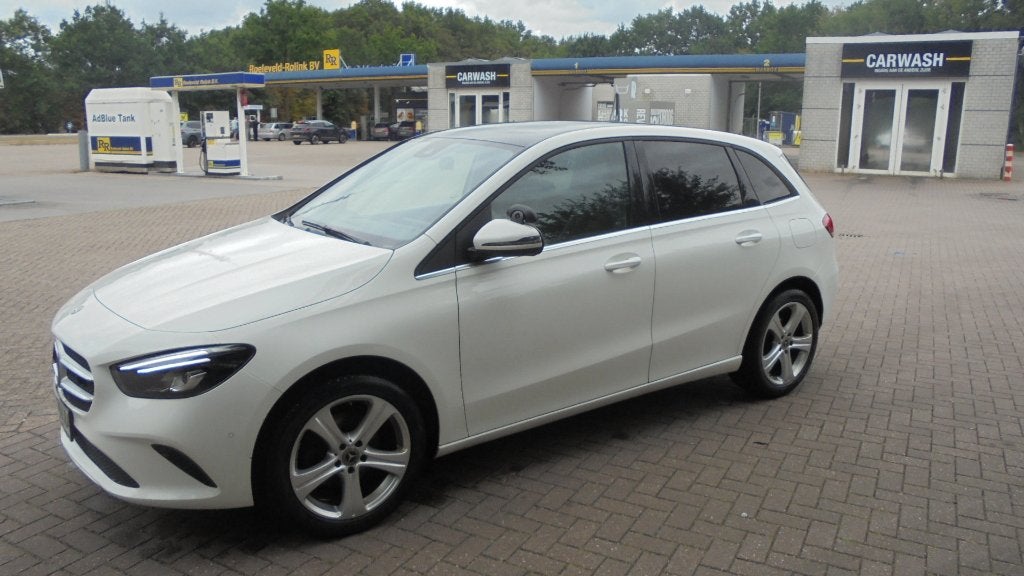 MERCEDES BENZ B200CDI BLEU TEC EURO6, Autos, Mercedes-Benz, Achat, Euro 6, Entretenue par le concessionnaire, Noir