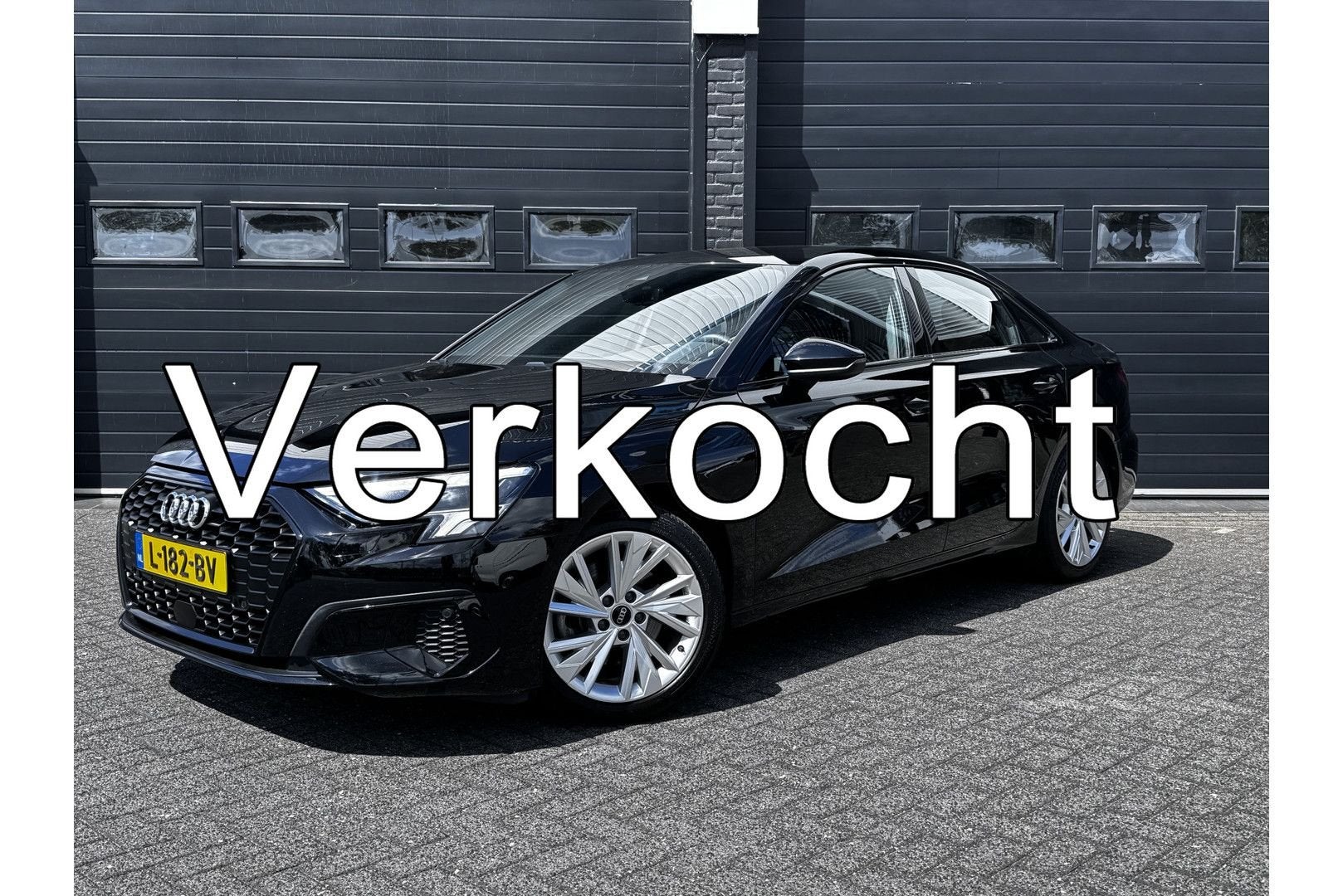 Audi A3 Limousine 35 TFSI 150PK Business edition Automaat |, Auto's, Automaat, Zwart, Zwart, Bedrijf