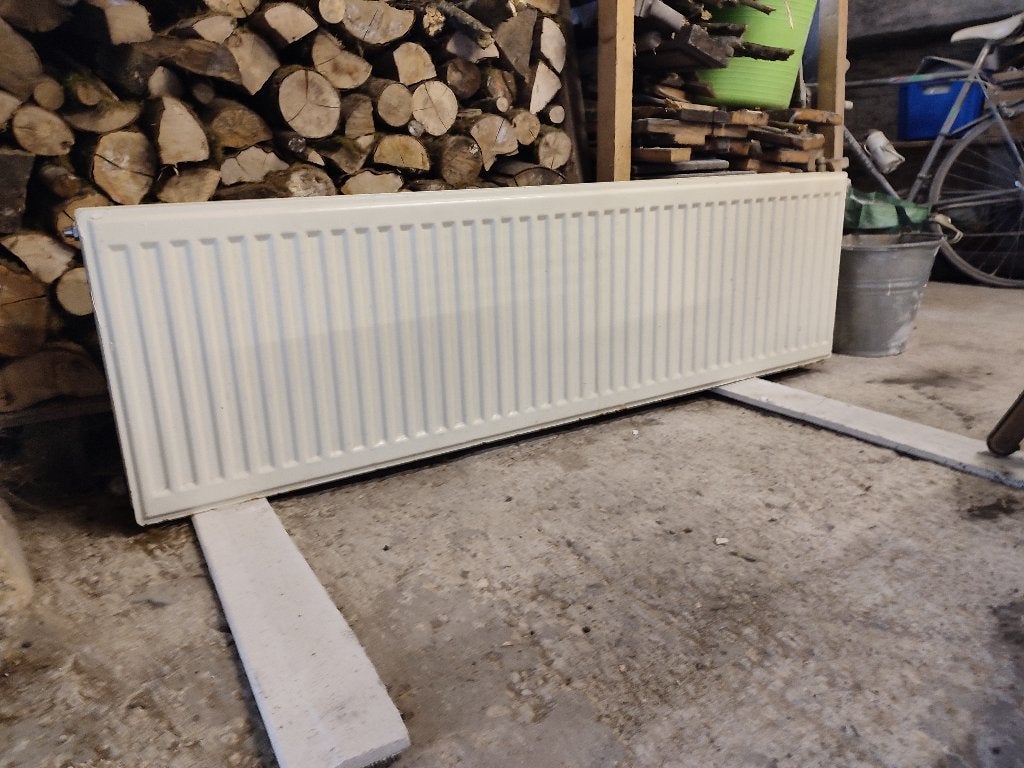 RADIATEURS EAU CHAUDE, Bricolage & Construction, Enlèvement ou Envoi, Utilisé, Haut rendement (HR), 30 à 80 cm
