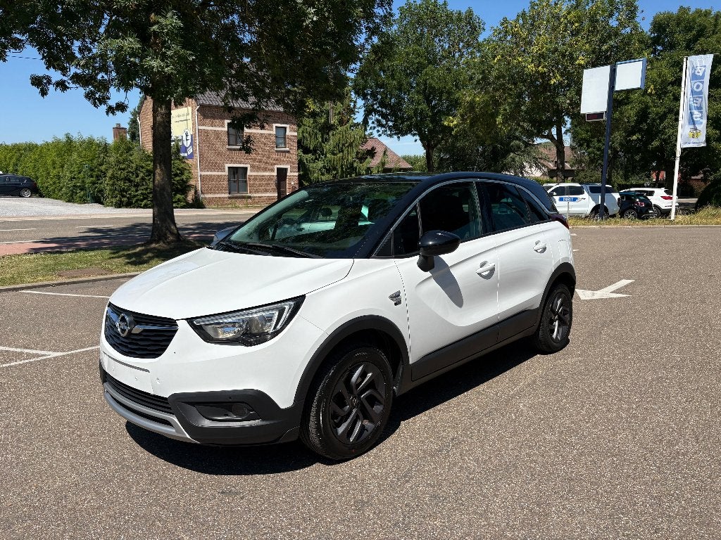 OPEL CROSSLAND bj 19 met slechts 20825 km en garantie, Auto's, Voorwielaandrijving, 1199 cc, Leder en Stof, Wit