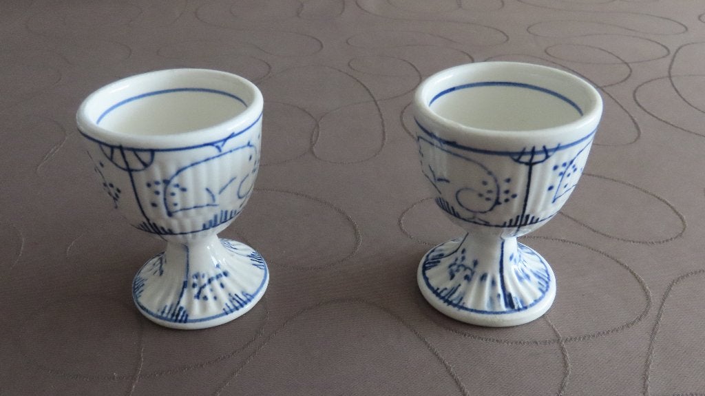 2 eierdopjes Boch, Huis en Inrichting, Keuken | Servies, Ophalen, Keramiek, Zo goed als nieuw, Delftsblauw
