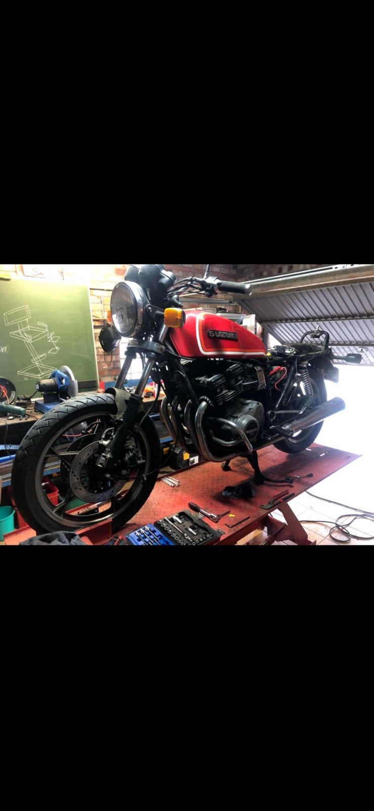 Suzuki gs750 1983 project volledig uit elkaar, Permis Moto A, Occasion, Plus de 35 kW, Particulier