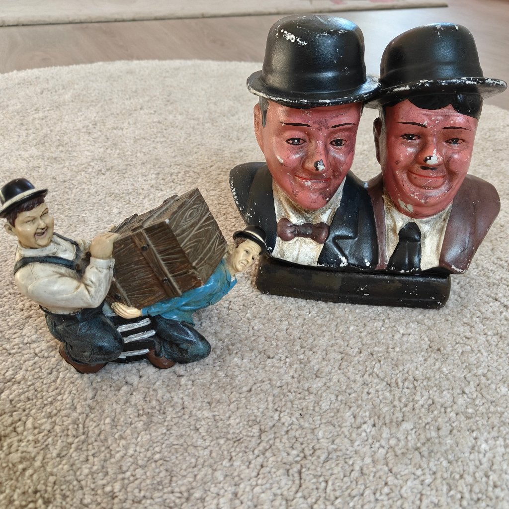 2 beelden Laurel & Hardy, Verzamelen, Beelden en Beeldjes, Ophalen of Verzenden, Gebruikt, Mens