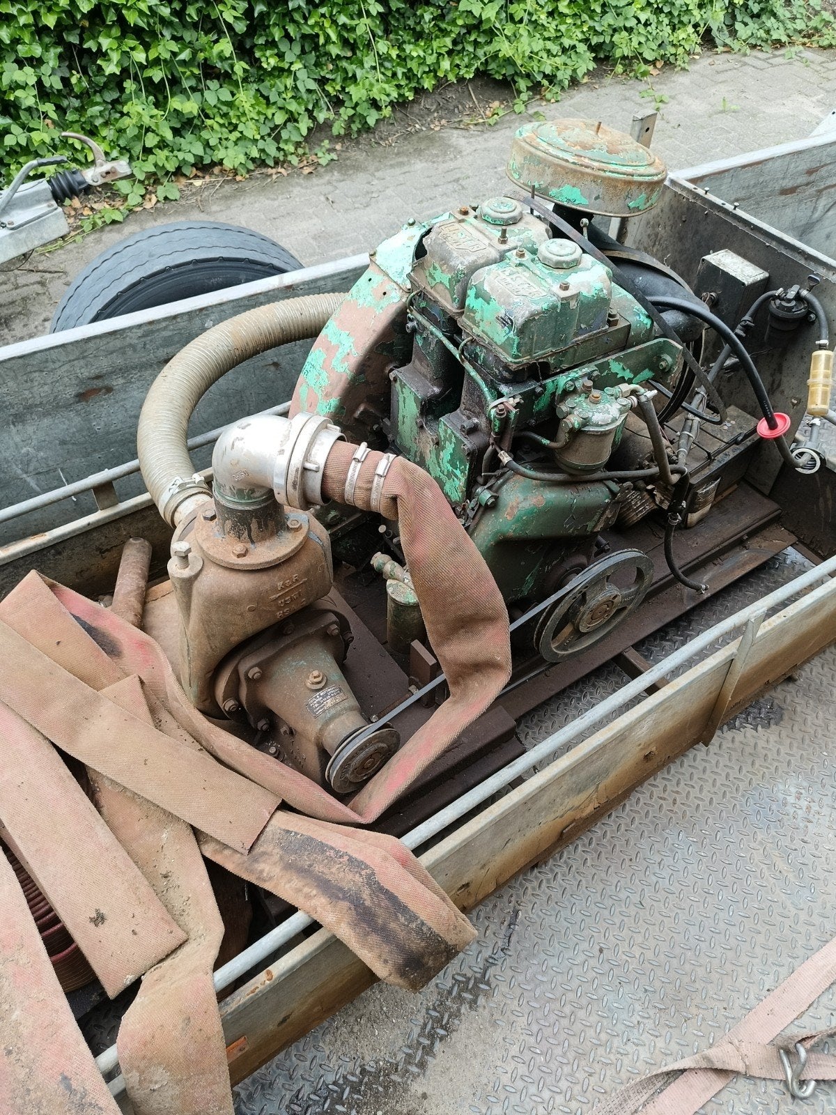 Lister waterpomp, Ophalen