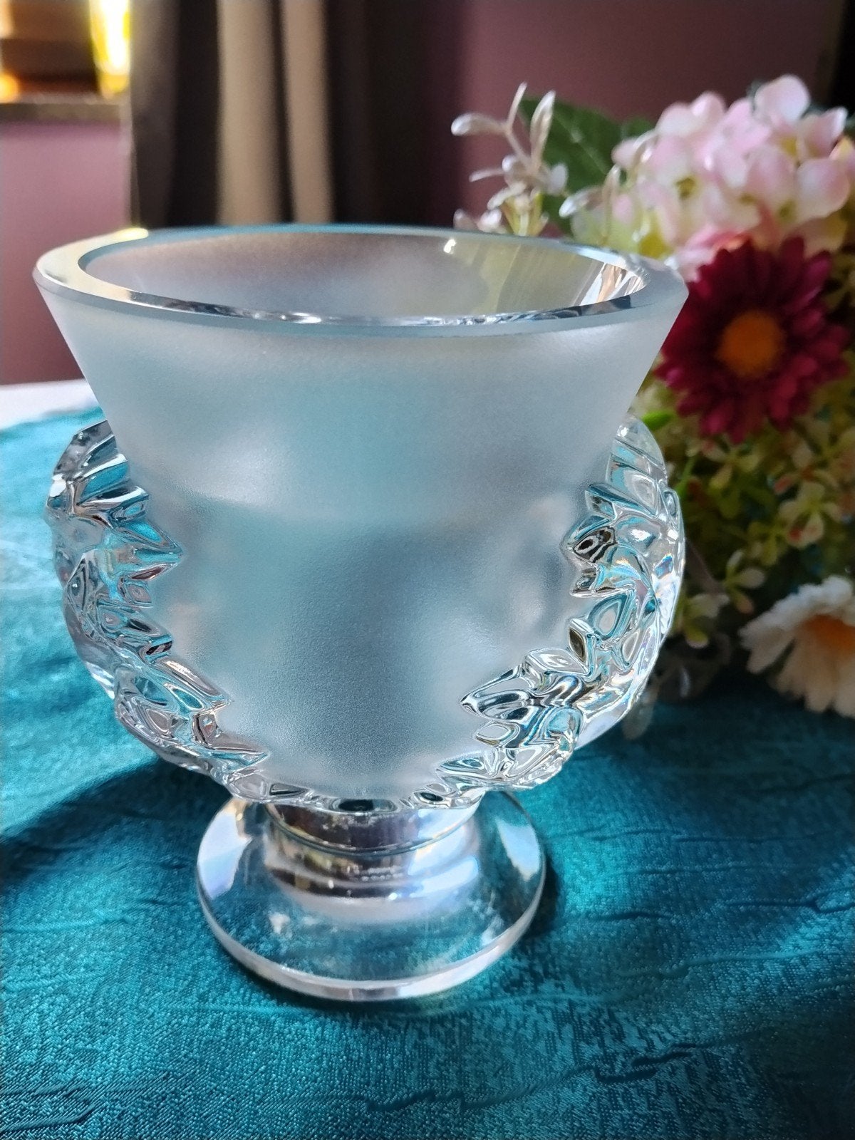 Vaas Lalique, Ophalen