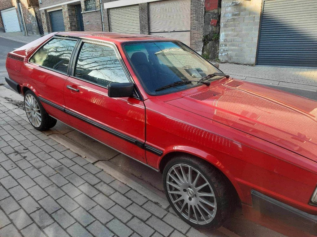 Audi Coupé GT 2.0 Mk1, Auto's, Oldtimers, Particulier, Audi, Benzine, Coupé, 3 deurs, Handgeschakeld, Rood, Beige, Stof, Voorwielaandrijving